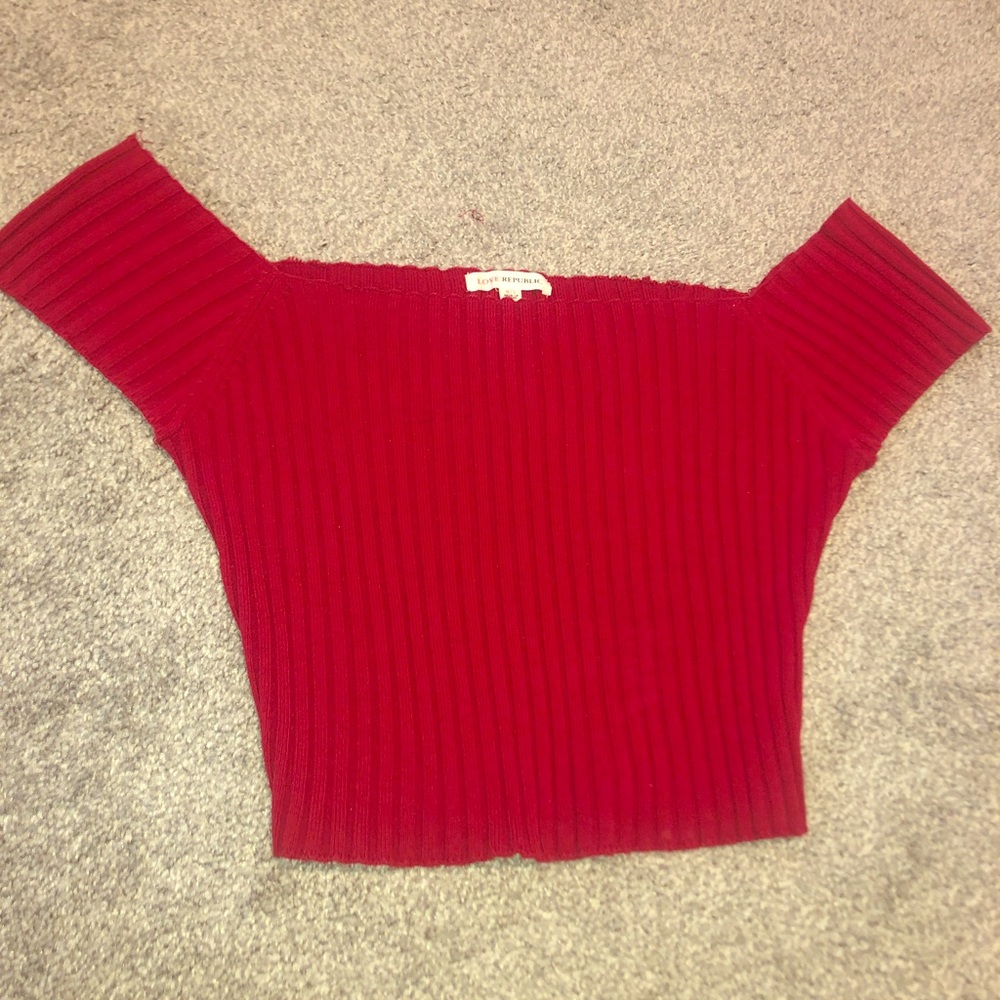 Love Republic off the shoulder crop top 🍒